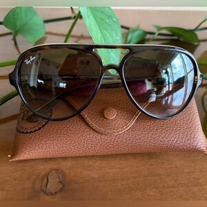 Ray-Ban Women's Brown Tortoiseshell Aviator Sunglasses